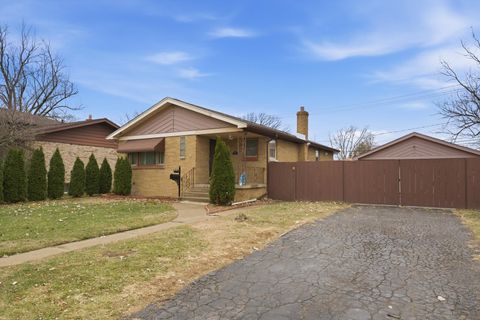 Tiny photo for 866 Greenbay Avenue, Calumet City, IL 60409 (MLS # 12537979)