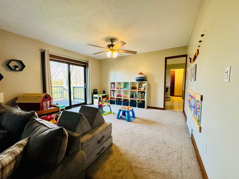 Tiny photo for 13975 Leisure Lane, Benton, IL 62812 (MLS # 12598775)