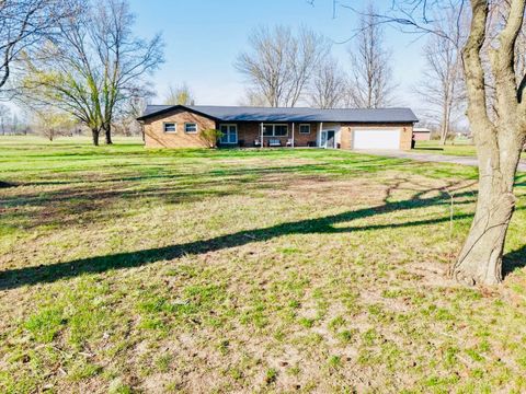 Photo of 13975 Leisure Lane, Benton, IL 62812 (MLS # 12598775)