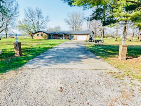 Tiny photo for 13975 Leisure Lane, Benton, IL 62812 (MLS # 12598775)