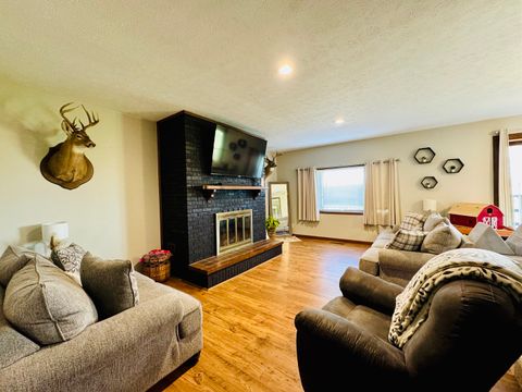 Tiny photo for 13975 Leisure Lane, Benton, IL 62812 (MLS # 12598775)