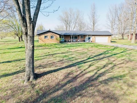 Tiny photo for 13975 Leisure Lane, Benton, IL 62812 (MLS # 12598775)