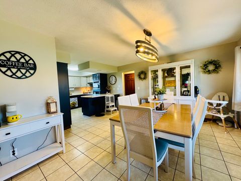 Tiny photo for 13975 Leisure Lane, Benton, IL 62812 (MLS # 12598775)