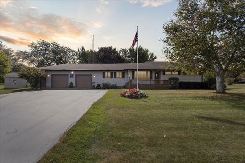 Photo of 105 South Street, Monroe Center, IL 61052 (MLS # 12489587)