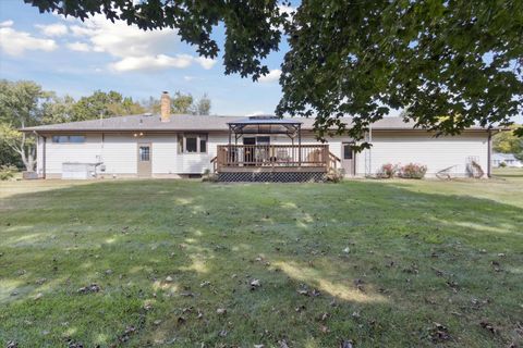Tiny photo for 105 South Street, Monroe Center, IL 61052 (MLS # 12489587)