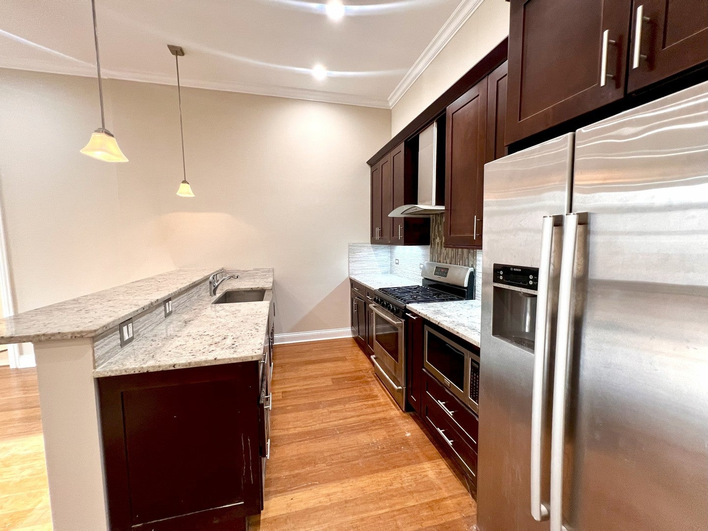 1002 W Van Buren Street 102
