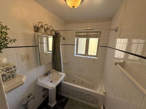 Tiny photo for 2032 E 72nd Place #2E, Chicago, IL 60649 (MLS # 12482833)