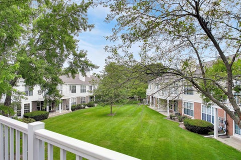 Tiny photo for 437 Grosse Pointe Circle #437, Vernon Hills, IL 60061 (MLS # 12701065)