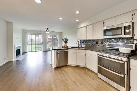Tiny photo for 437 Grosse Pointe Circle #437, Vernon Hills, IL 60061 (MLS # 12701065)