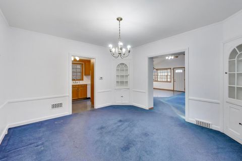 Tiny photo for 4823 W Balmoral Avenue, Chicago, IL 60630 (MLS # 12559056)