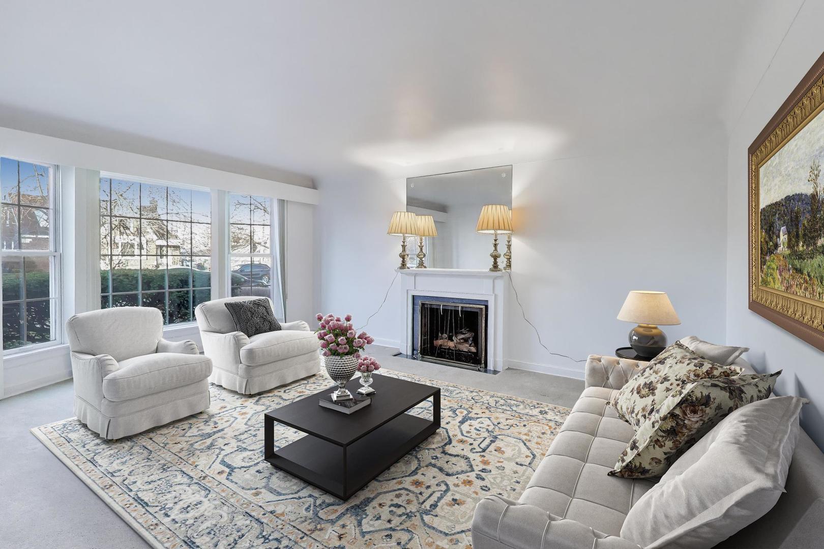 4823 W Balmoral Avenue