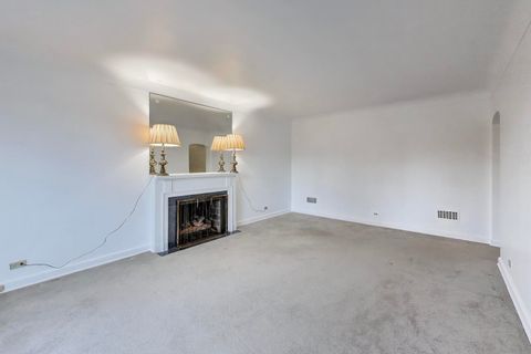 Tiny photo for 4823 W Balmoral Avenue, Chicago, IL 60630 (MLS # 12559056)