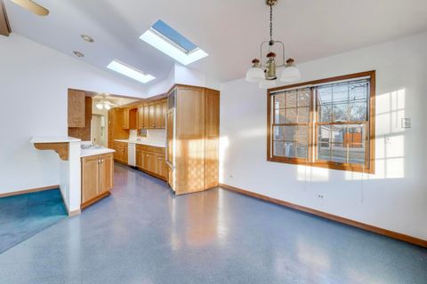 Tiny photo for 4823 W Balmoral Avenue, Chicago, IL 60630 (MLS # 12559056)