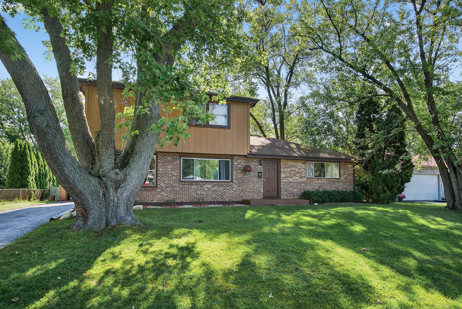 13 Manor Road
