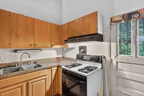 Tiny photo for 1236 E 85th Street, Chicago, IL 60619 (MLS # 12709309)