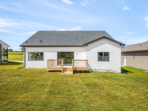 Tiny photo for 8557 Blue River Road, Rockford, IL 61107 (MLS # 12757998)