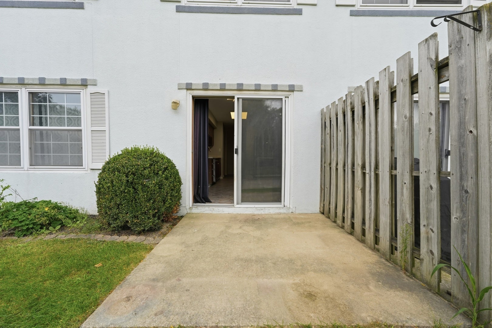 1083 Greenwood Circle