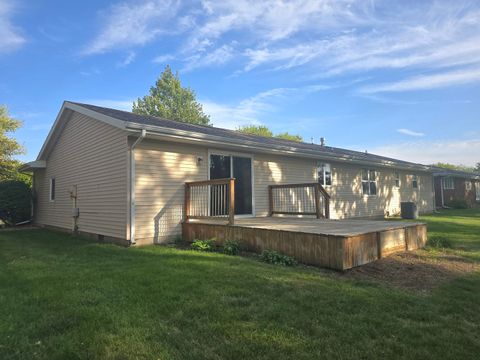 Tiny photo for 420 N Fourth Street, Clifton, IL 60927 (MLS # 12486129)