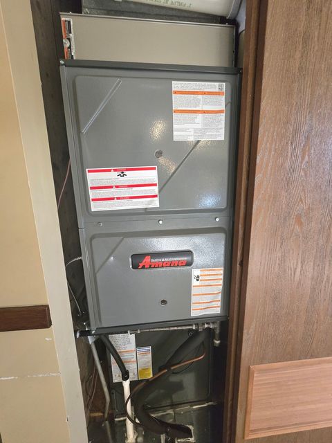 Tiny photo for 420 N Fourth Street, Clifton, IL 60927 (MLS # 12486129)