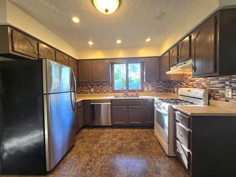 Tiny photo for 420 N Fourth Street, Clifton, IL 60927 (MLS # 12486129)