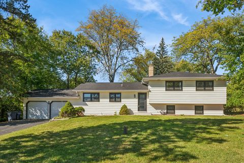 Photo of 3S126 Park Boulevard, Glen Ellyn, IL 60137 (MLS # 12507133)