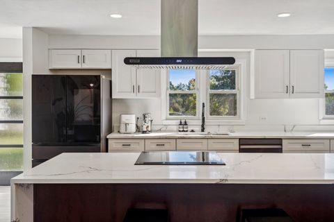 Tiny photo for 3S126 Park Boulevard, Glen Ellyn, IL 60137 (MLS # 12507133)