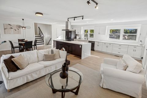 Tiny photo for 3S126 Park Boulevard, Glen Ellyn, IL 60137 (MLS # 12507133)