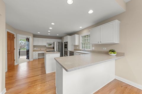 Tiny photo for 1570 Orchard Road, Wheaton, IL 60189 (MLS # 12624111)