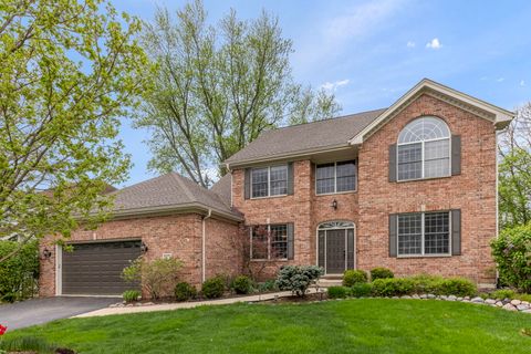 Photo of 1570 Orchard Road, Wheaton, IL 60189 (MLS # 12624111)