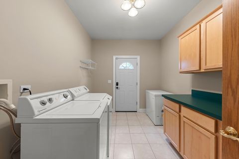 Tiny photo for 1570 Orchard Road, Wheaton, IL 60189 (MLS # 12624111)