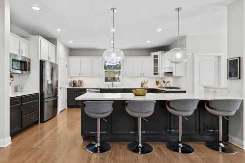 Tiny photo for 4544 Stanley Avenue, Downers Grove, IL 60515 (MLS # 12778833)