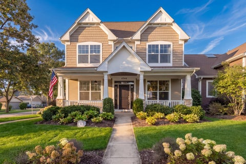 Photo of 4544 Stanley Avenue, Downers Grove, IL 60515 (MLS # 12778833)