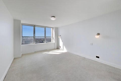 Tiny photo for 655 W IRVING PARK Road #2801, Chicago, IL 60613 (MLS # 12758618)