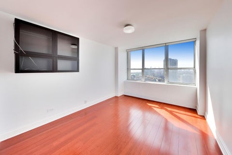 Tiny photo for 655 W IRVING PARK Road #2801, Chicago, IL 60613 (MLS # 12758618)