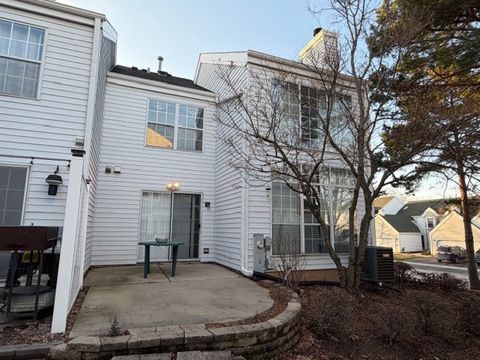 Tiny photo for 428 Country Lane Court, Wauconda, IL 60084 (MLS # 12597838)