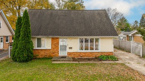 A home in Crestwood