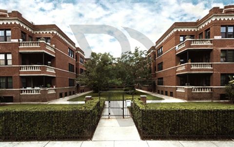 2520 N Kedzie Avenue 2N Chicago IL 60647