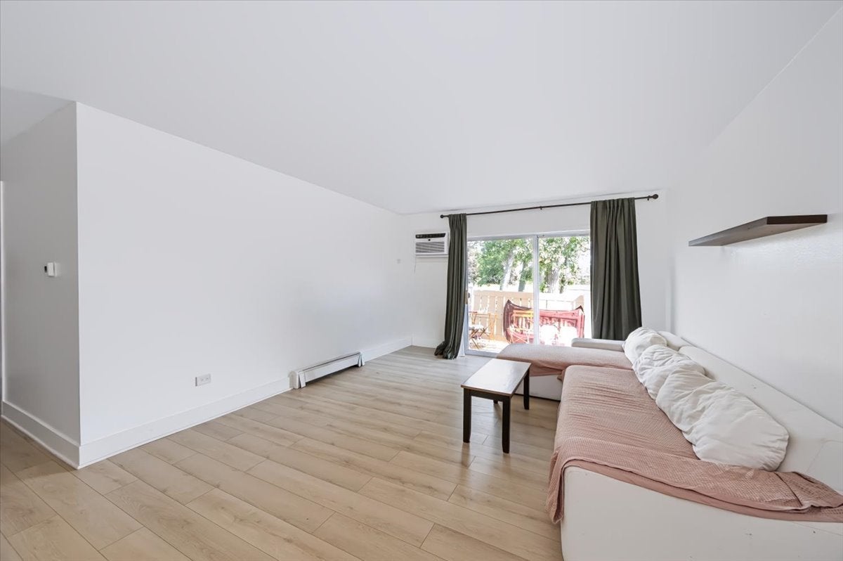 8423 W 99th Terrace 35-214