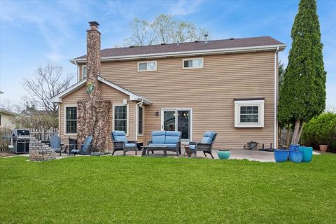Tiny photo for 132 Ashcroft Drive, Bolingbrook, IL 60490 (MLS # 12587315)