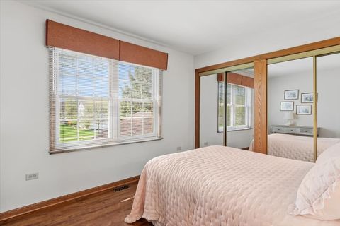 Tiny photo for 132 Ashcroft Drive, Bolingbrook, IL 60490 (MLS # 12587315)