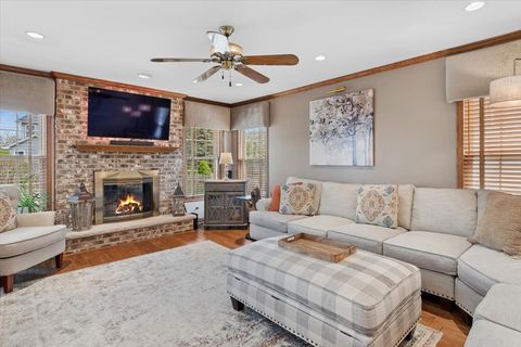 Tiny photo for 132 Ashcroft Drive, Bolingbrook, IL 60490 (MLS # 12587315)