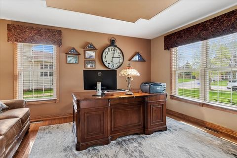 Tiny photo for 132 Ashcroft Drive, Bolingbrook, IL 60490 (MLS # 12587315)