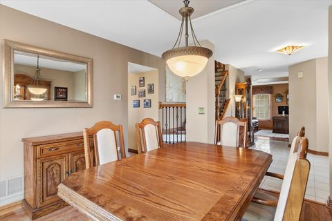 Tiny photo for 132 Ashcroft Drive, Bolingbrook, IL 60490 (MLS # 12587315)