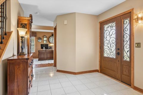 Tiny photo for 132 Ashcroft Drive, Bolingbrook, IL 60490 (MLS # 12587315)