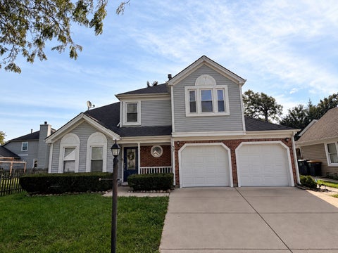 Photo of 37 Washington Avenue, Streamwood, IL 60107 (MLS # 12776145)