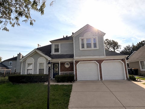 Photo of 37 Washington Avenue, Streamwood, IL 60107 (MLS # 12776145)