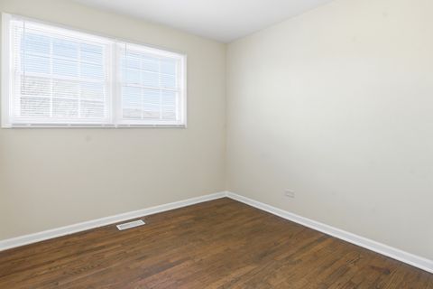 Tiny photo for 16419 Woodlawn West Avenue, South Holland, IL 60473 (MLS # 12596480)