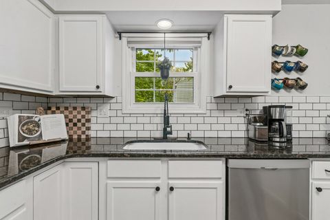 Tiny photo for 205 Green Mountain Drive, Bolingbrook, IL 60440 (MLS # 12626030)