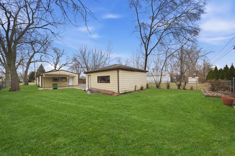 Tiny photo for 8903 Central Avenue, Oak Lawn, IL 60453 (MLS # 12552103)