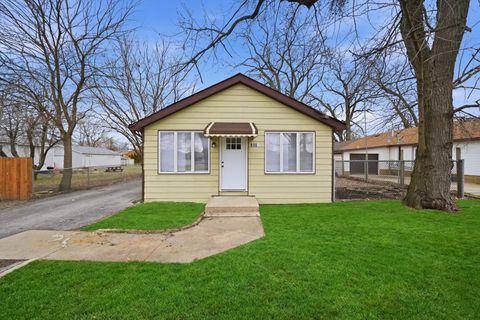 Photo of 8903 Central Avenue, Oak Lawn, IL 60453 (MLS # 12552103)
